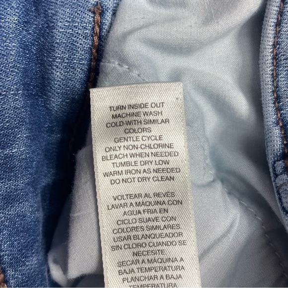 White House Black Market Jeans Crop Distressed Women's Size 0 - Picture 11 of 16